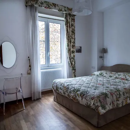 Stella House * Rome